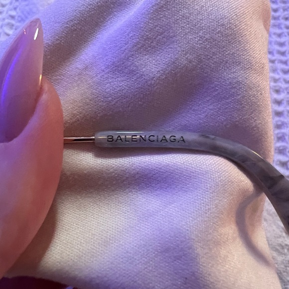 Balenciaga Round Sunglasses - Picture 7 of 7
